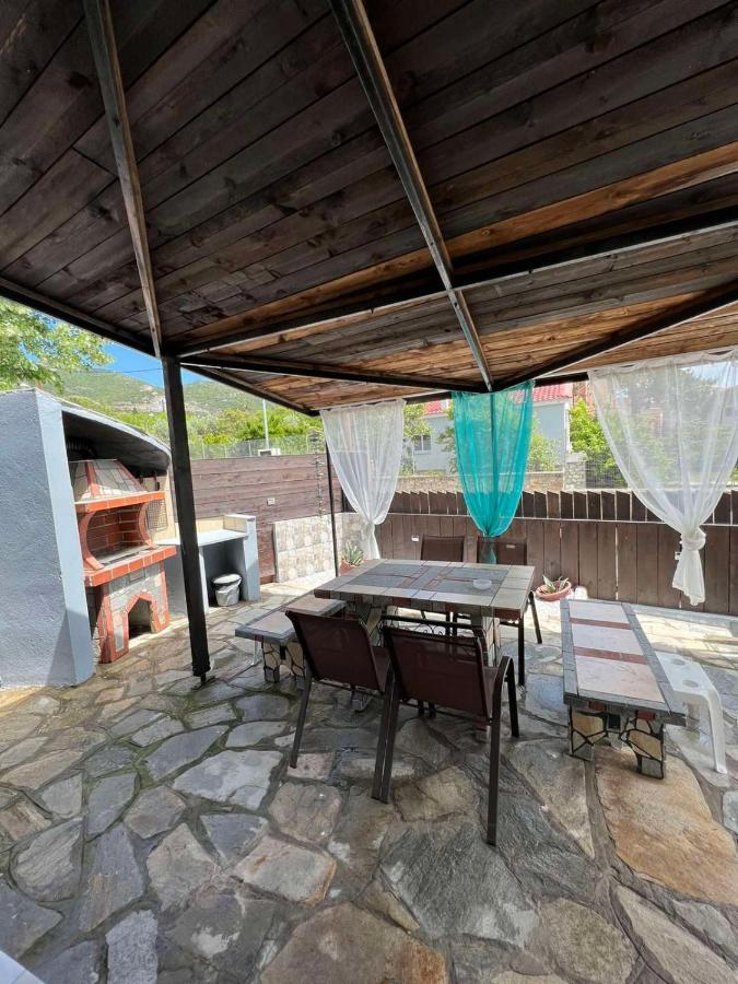 Maisonette 25m From The Sea Holiday home